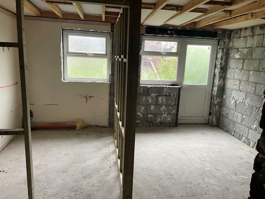 Property for Auction in Wales - 118-120 Court Street, Tonypandy, Rhondda Cynon Taff CF40 2RN