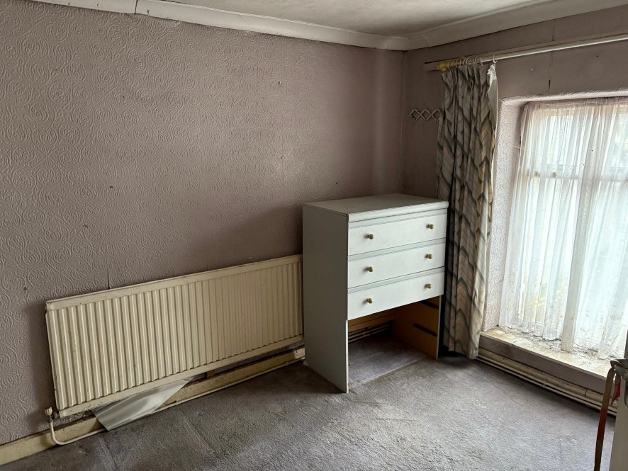 Property for Auction in Wales - The Lemon Tree, 2 Prospect Place, Llanelli SA15 3PT