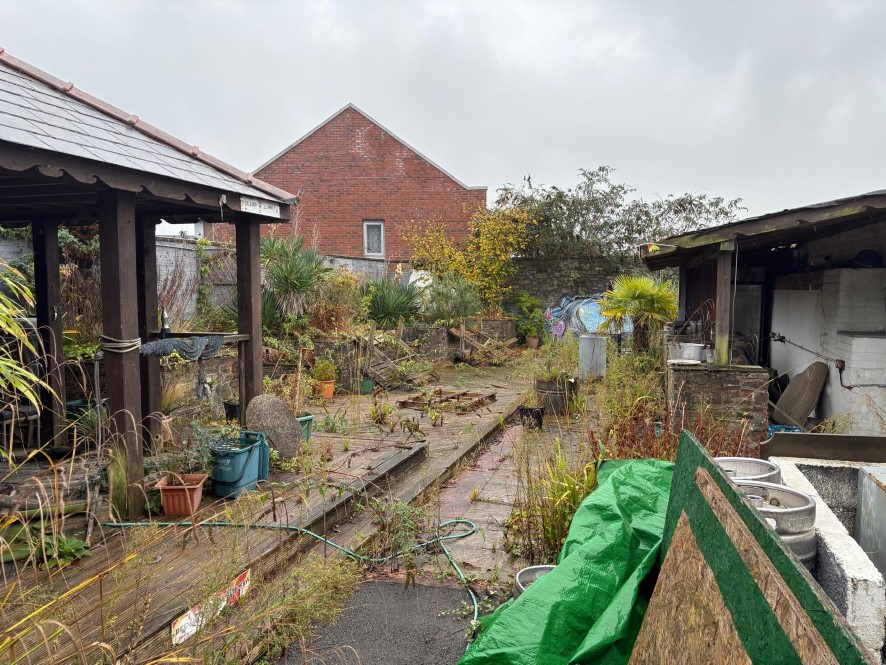 Property for Auction in Wales - The Lemon Tree, 2 Prospect Place, Llanelli SA15 3PT
