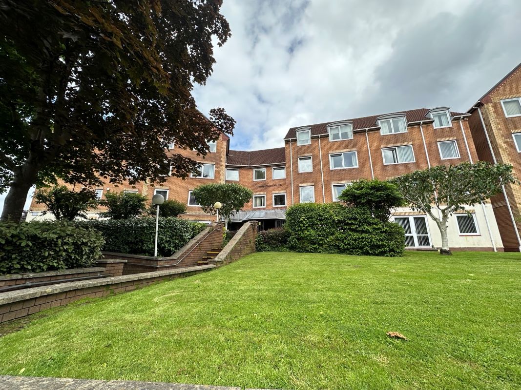 Homegower House, Swansea, West Glamorgan, SA1 4DH - Online Auctions