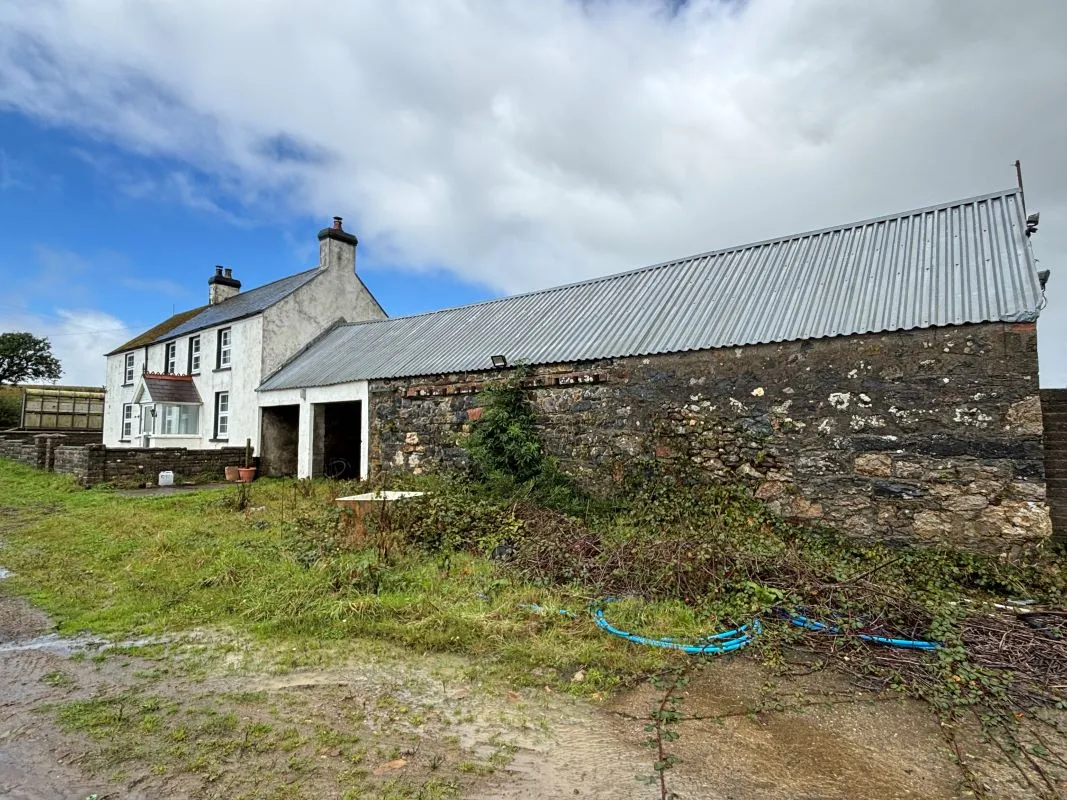 Camrose, Haverfordwest, Pembrokeshire, SA62 6JN - Online Auctions