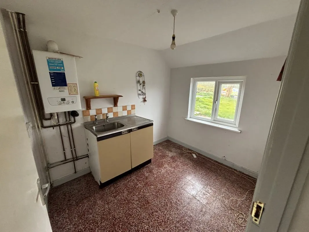 Camrose, Haverfordwest, Pembrokeshire, SA62 6JN - Online Auctions