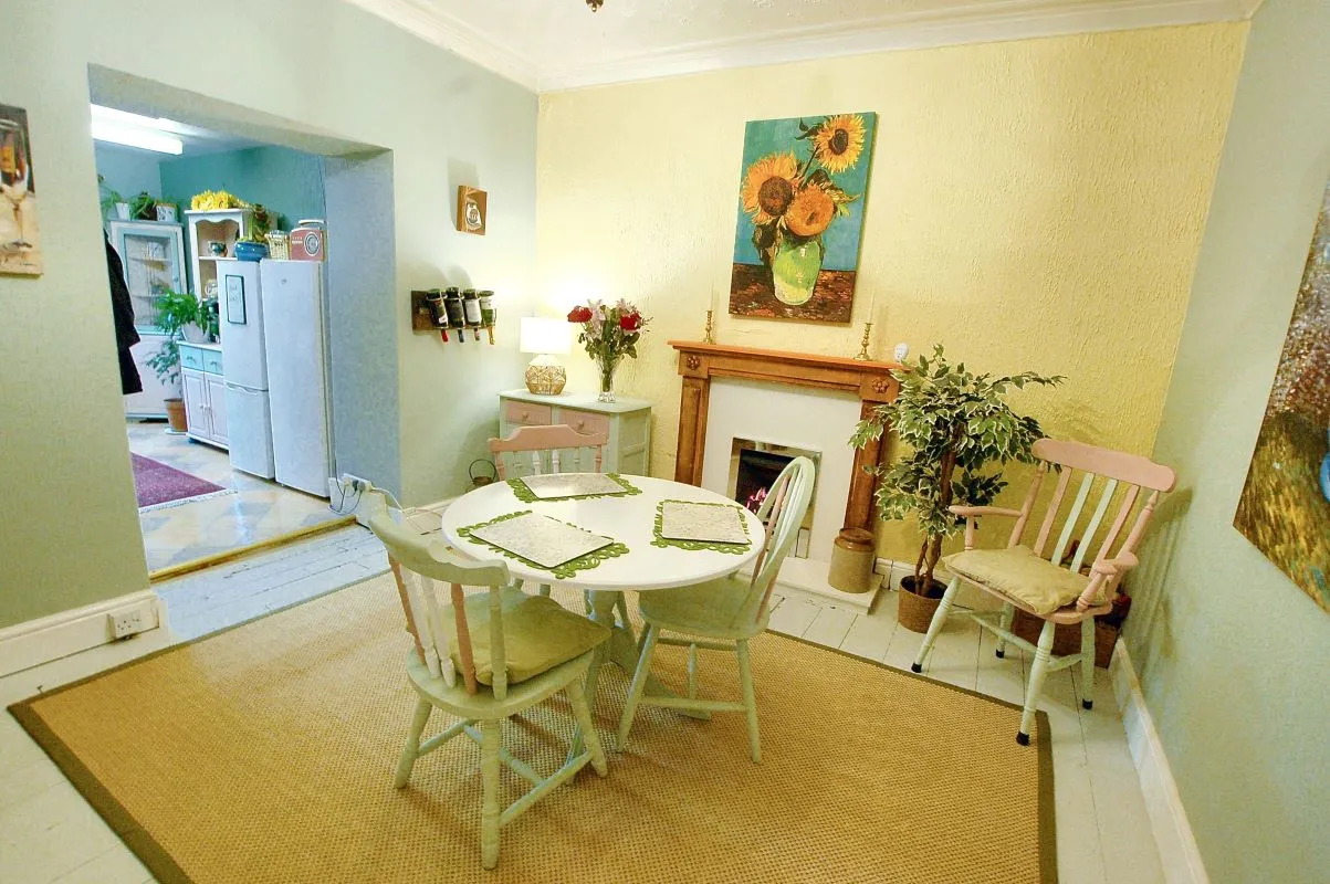 Pembroke Dock, Pembrokeshire, SA72 6DJ - Online Auctions