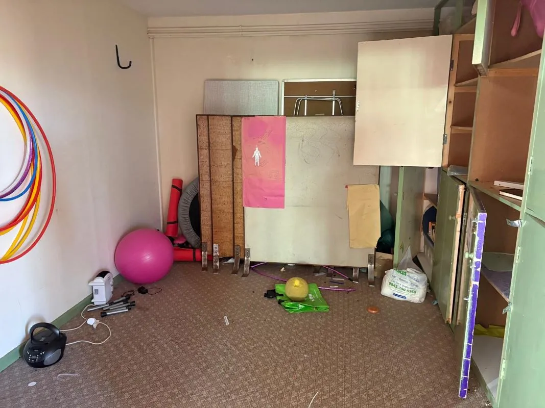 Nicholas Street, Pontypool, Torfaen, NP4 6JZ - Online Auctions