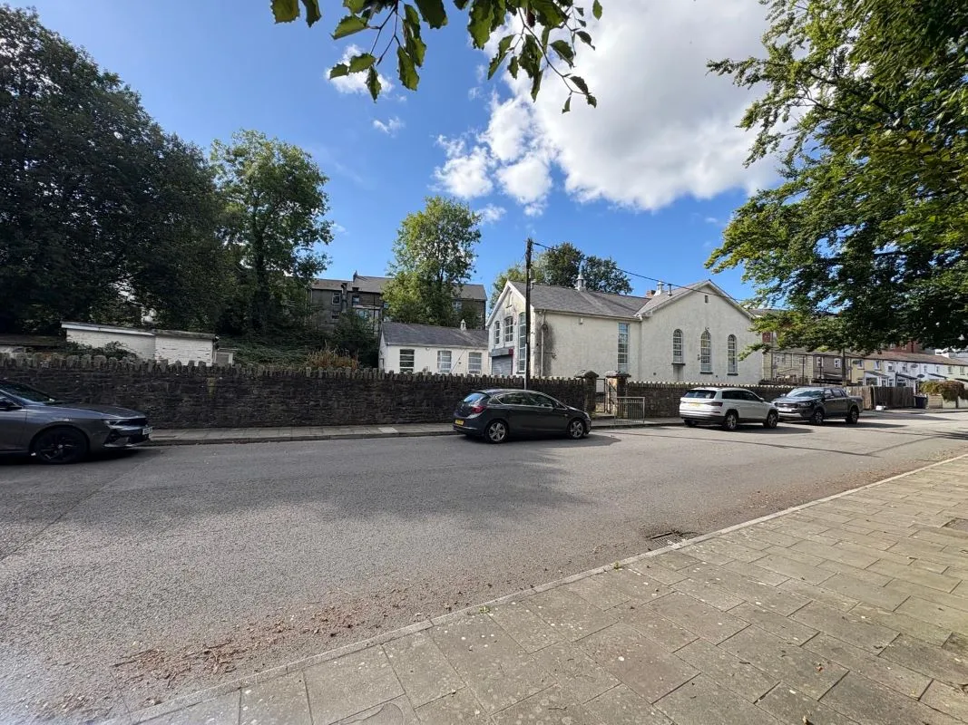 Wesleyan Row, Ebbw Vale, Blaenau Gwent, NP23 6EH - Online Auctions