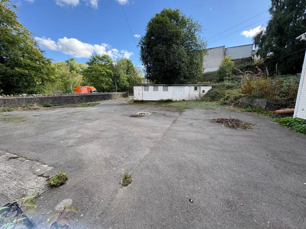Wesleyan Row, Ebbw Vale, Blaenau Gwent, NP23 6EH - Online Auctions
