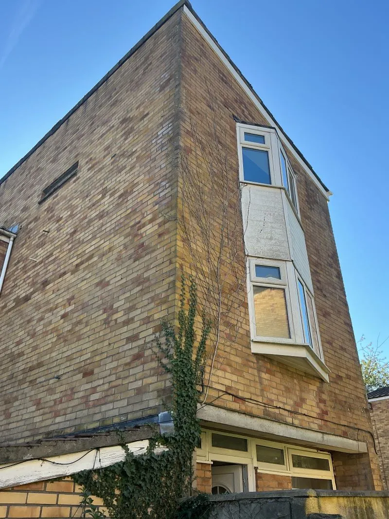 Llanedeyrn, Cardiff, CF23 9PG - Online Auctions