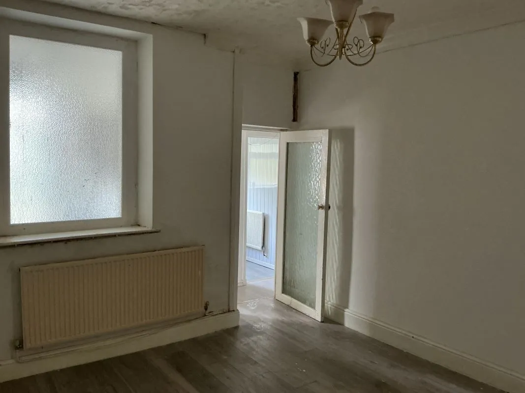 Gorseinon, Swansea, SA4 4AF - Online Auctions