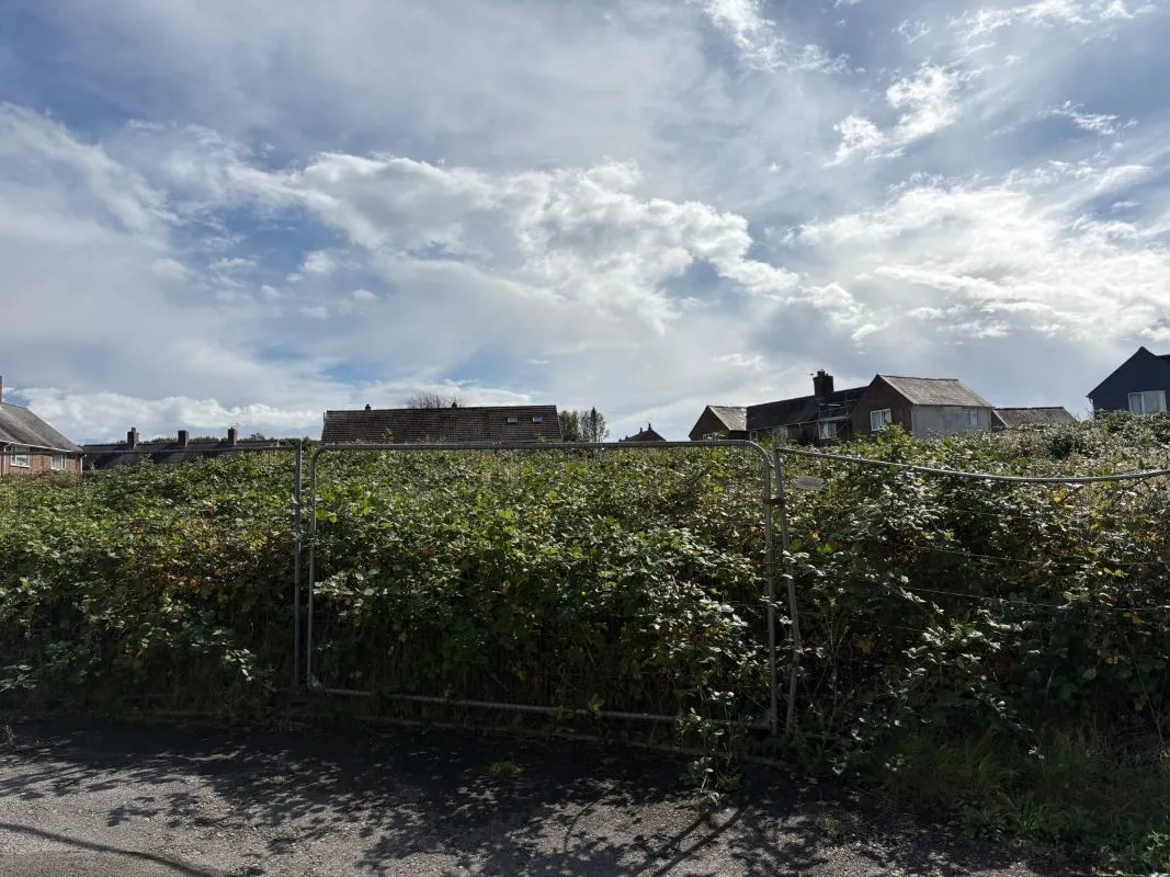 Cedar Road, Barry, South Glamorgan, CF62 4JT - Online Auctions
