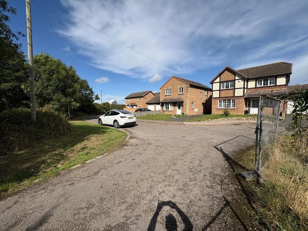 Cedar Road, Barry, South Glamorgan, CF62 4JT - Online Auctions