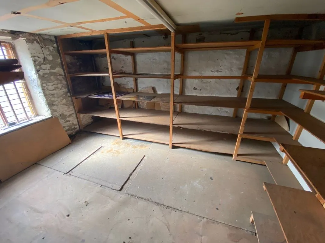 Pentrecourt Road, Llandysul, Carmarthenshire, SA44 5AP - Online Auctions