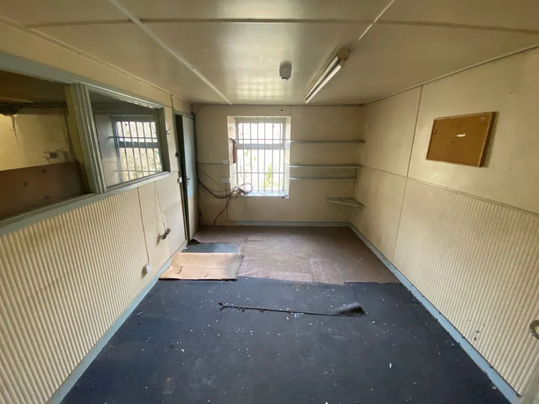 Pentrecourt Road, Llandysul, Carmarthenshire, SA44 5AP - Online Auctions