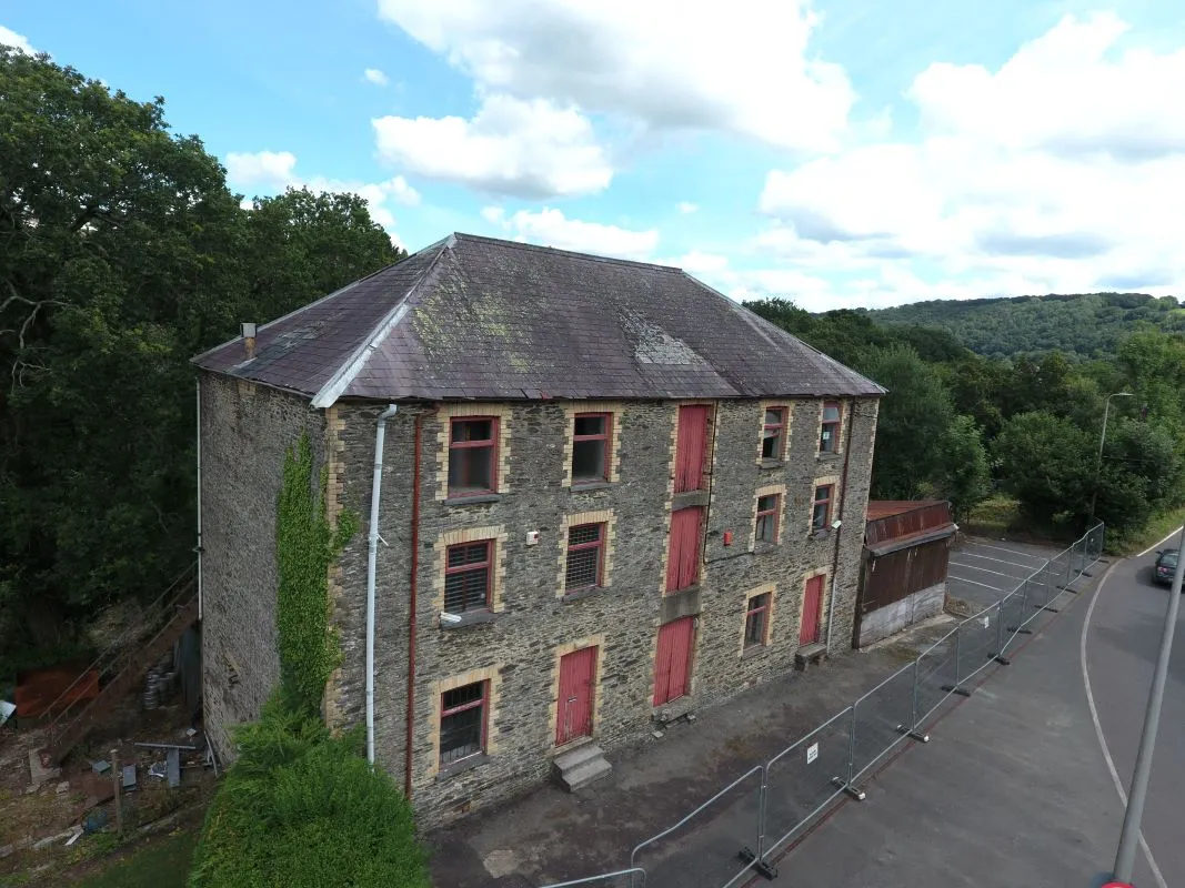 Pentrecourt Road, Llandysul, Carmarthenshire, SA44 5AP - Online Auctions