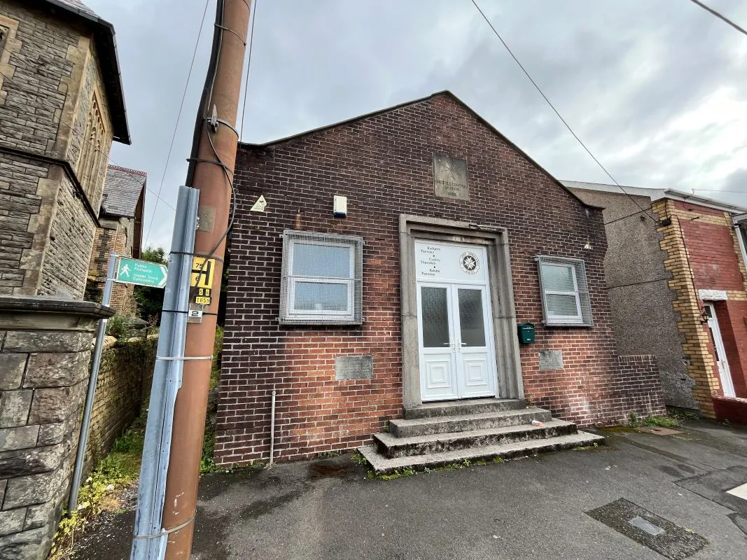 Zoar Avenue, Maesteg, Bridgend, CF34 9UT - Online Auctions