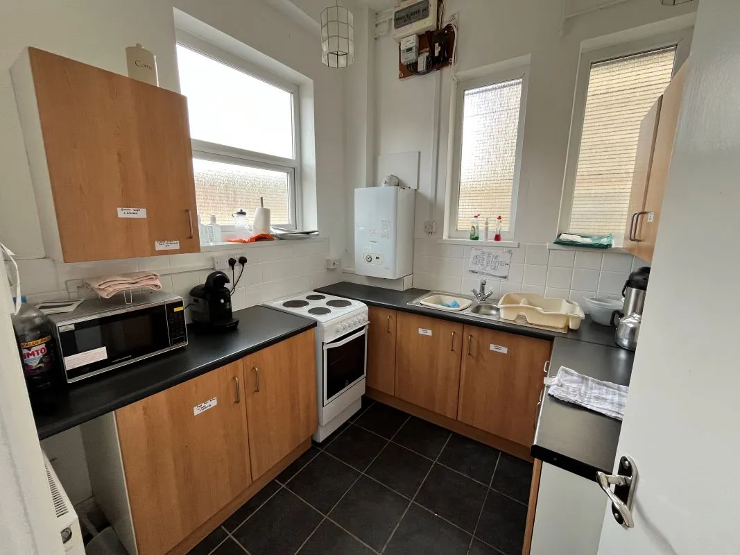 Zoar Avenue, Maesteg, Bridgend, CF34 9UT - Online Auctions