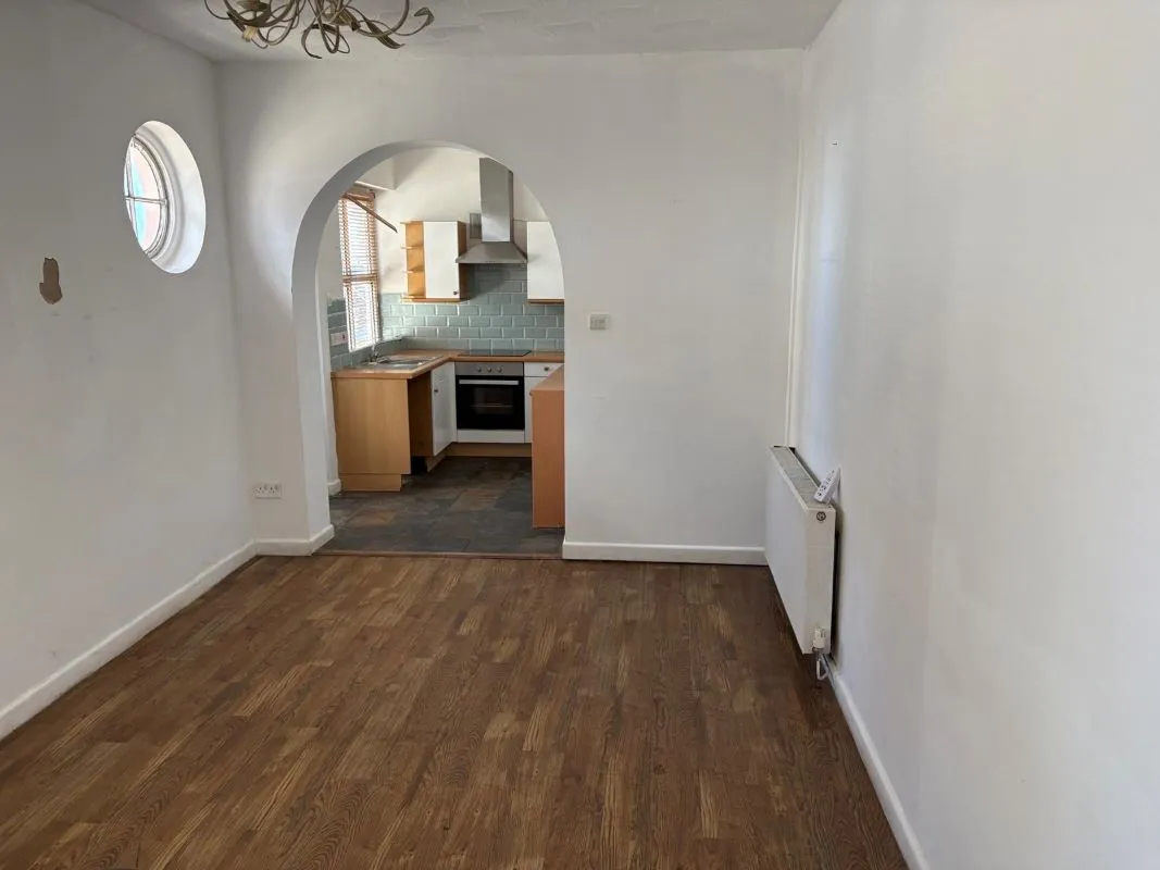 The Strand, Saundersfoot, Pembrokeshire, SA69 9ET - Online Auctions