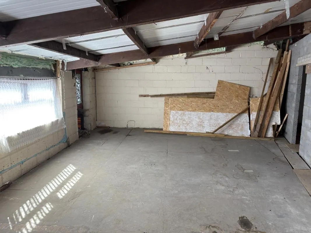 Ynysmeudwy, Swansea, SA8 4PJ - Online Auctions