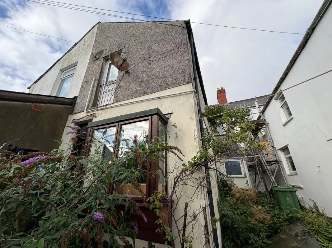 164 Corporation Road, Cardiff, CF11 7AY - Online Auctions