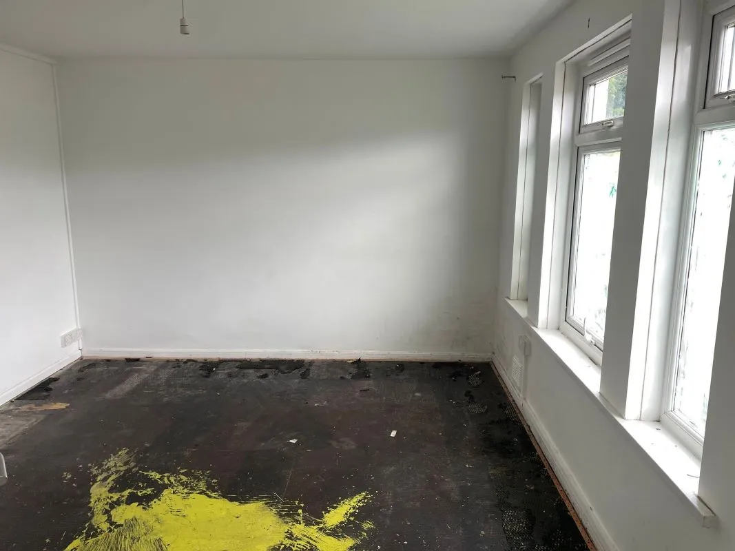 Elder Road, Baglan, SA12 8LU - Online Auctions