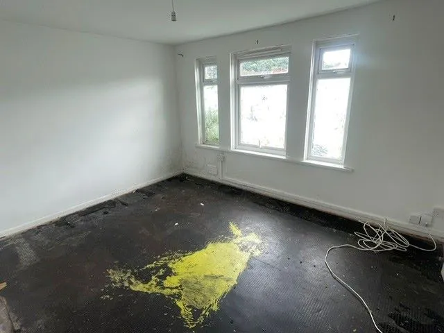 Elder Road, Baglan, SA12 8LU - Online Auctions