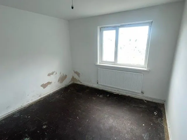 Elder Road, Baglan, SA12 8LU - Online Auctions