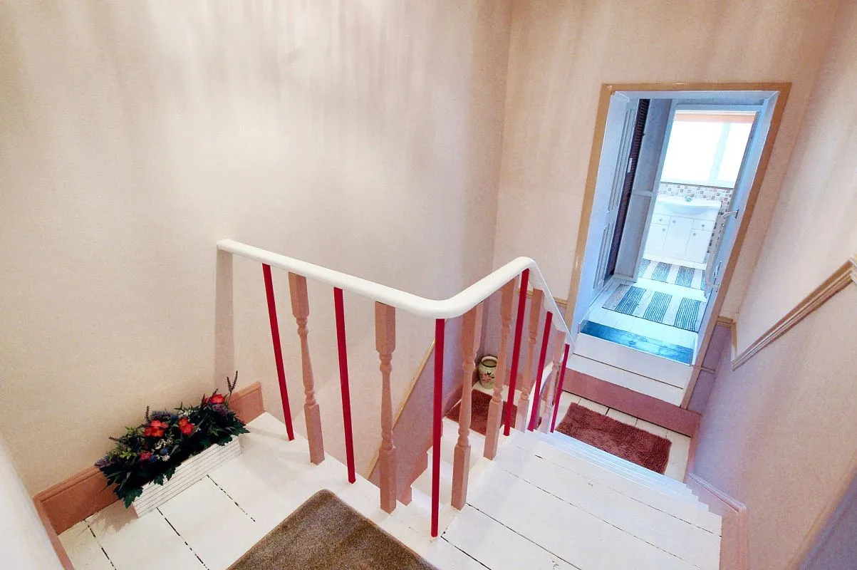 Pembroke Dock, Pembrokeshire, SA72 6DJ - Online Auctions