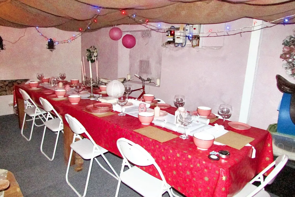 Pembroke Dock, Pembrokeshire, SA72 6DJ - Online Auctions