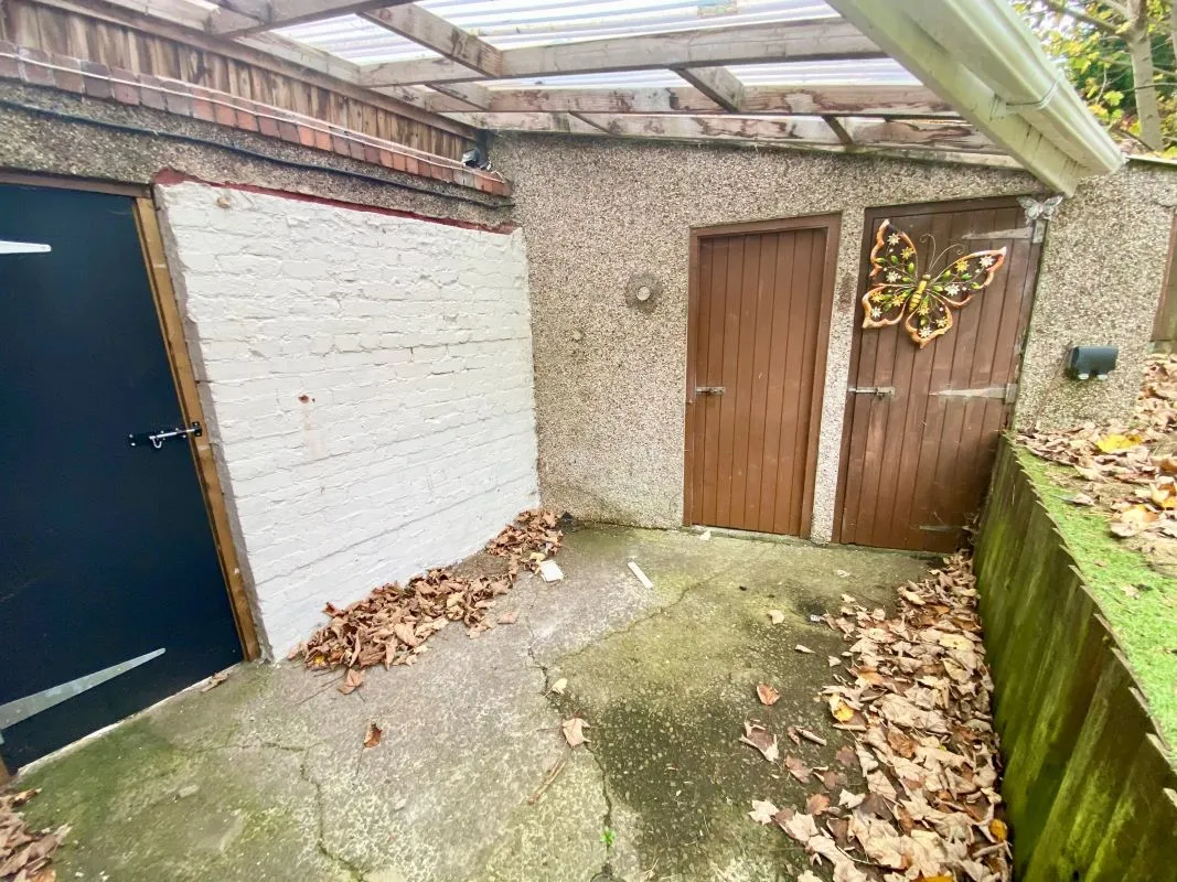 Heol Y Vagwr, clydach, Swansea, SA6 5NA - Online Auctions