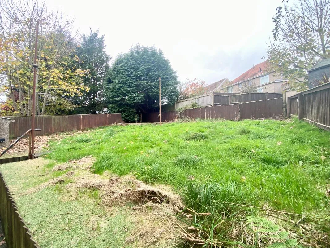 Heol Y Vagwr, clydach, Swansea, SA6 5NA - Online Auctions