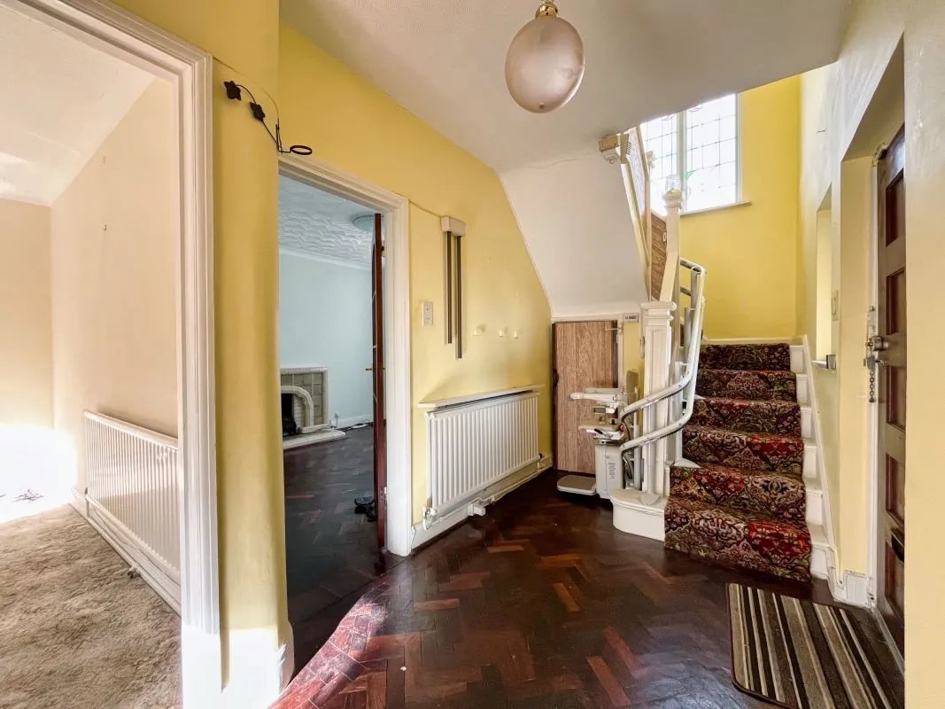 Myrtle Road, Neath, Port Talbot, SA11 3UF - Online Auctions