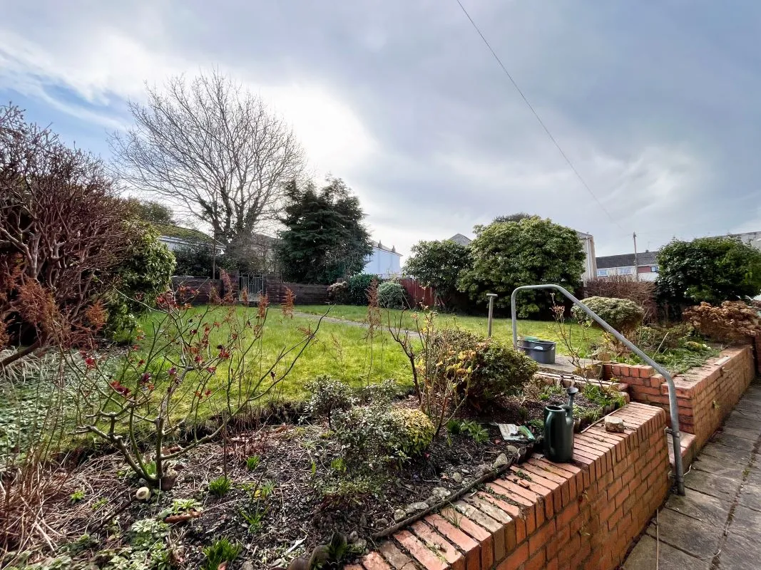 Myrtle Road, Neath, Port Talbot, SA11 3UF - Online Auctions