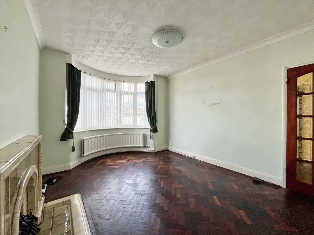 Myrtle Road, Neath, Port Talbot, SA11 3UF - Online Auctions