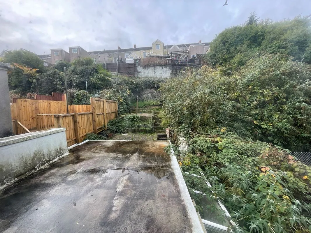 Pleasant View Terrace, Swansea, SA1 6YQ - Online Auctions
