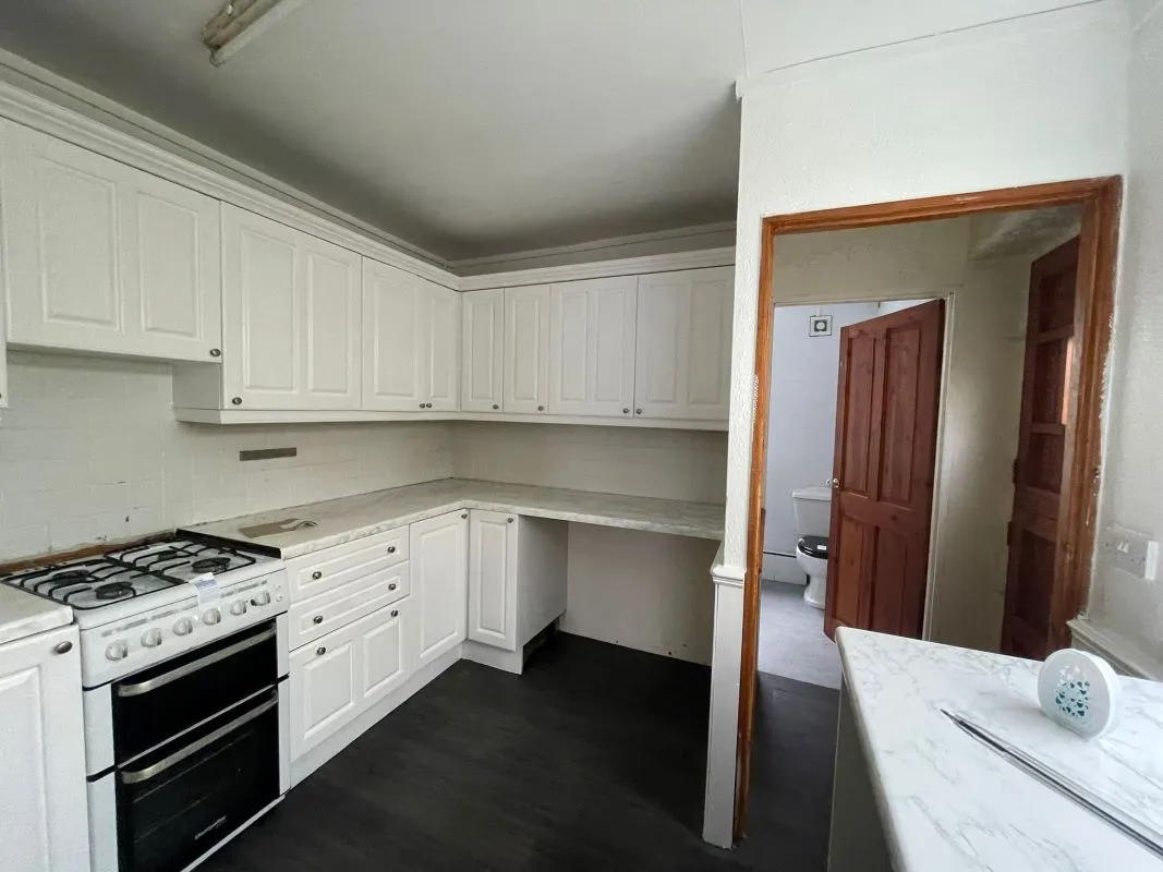 Pleasant View Terrace, Swansea, SA1 6YQ - Online Auctions