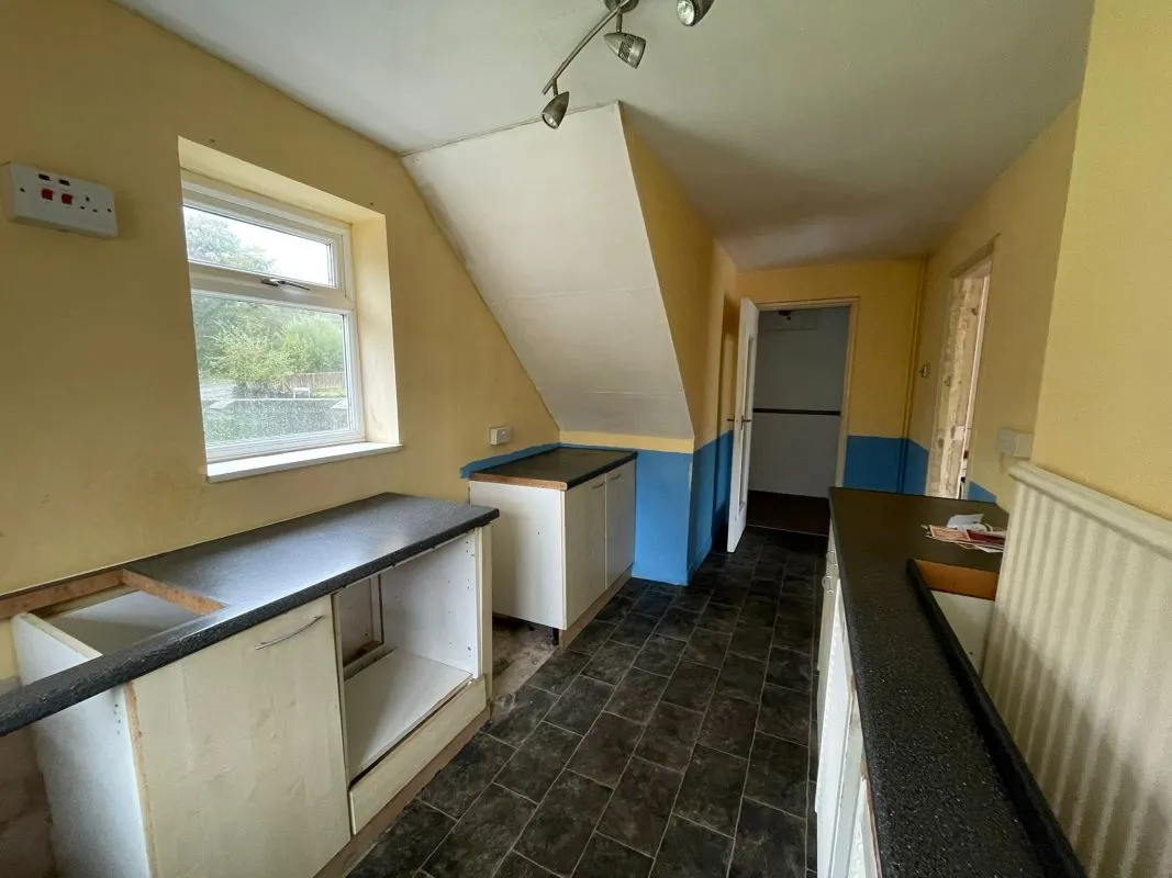 Penplas Road, Blaenymaes, Swansea, West Glamorgan, SA5 5PJ - Online Auctions