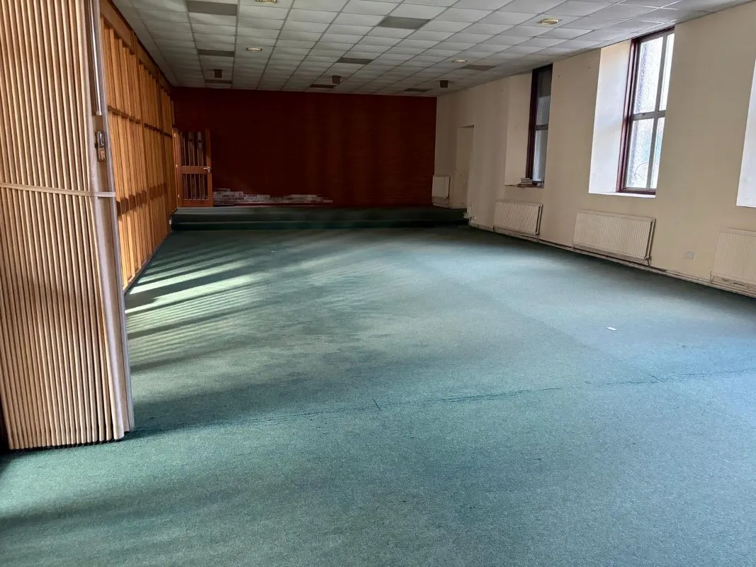 Nicholas Street, Pontypool, Torfaen, NP4 6JZ - Online Auctions