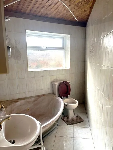 Crossway Street, Pontypridd, Rhondda Cynon Taff, CF37 4RP - Online Auctions