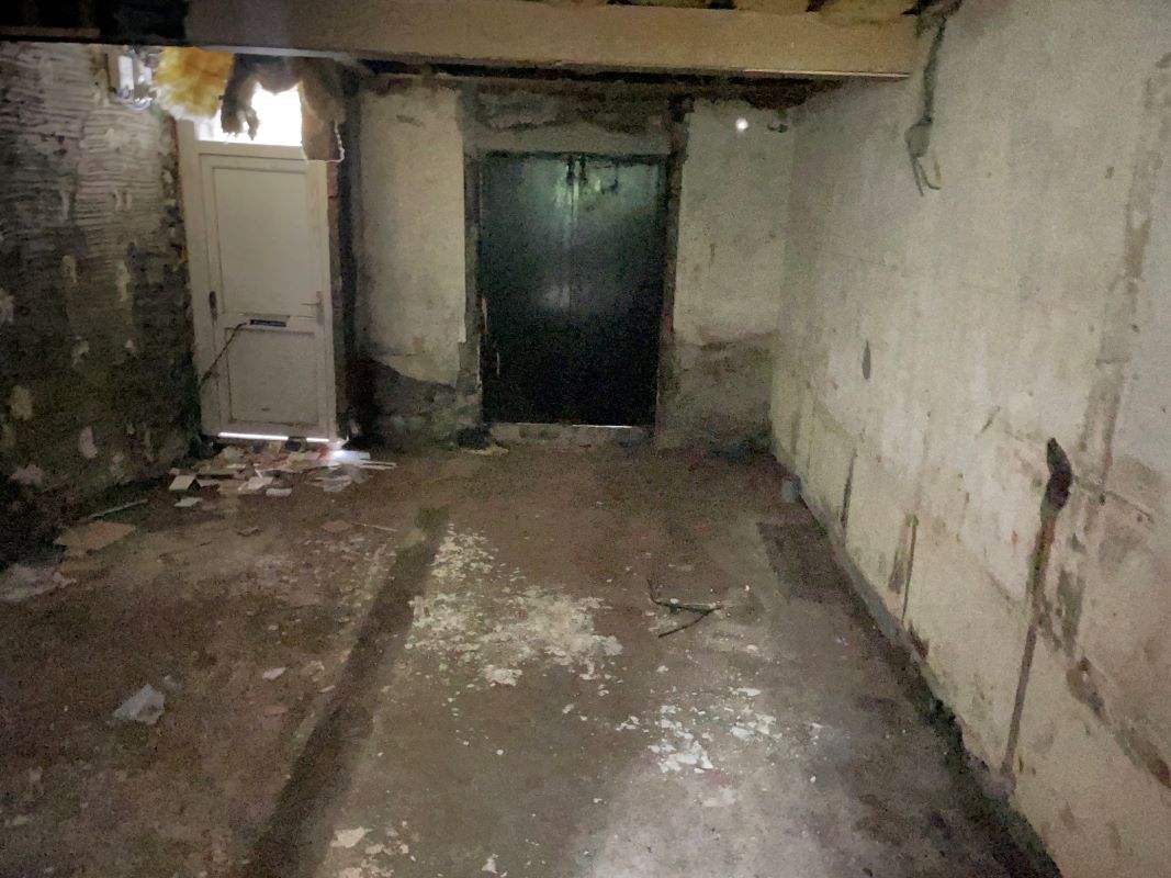 Tonypandy, Mid Glamorgan, CF40 2RN - Online Auctions