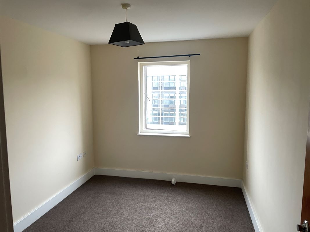 Falcon Drive, Cardiff, South Glamorgan, CF10 4RH - Online Auctions