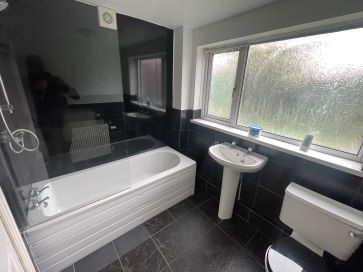 Property for Auction in Wales - 31 Dock Street, Penarth, The Vale of Glamorgan CF64 2LA