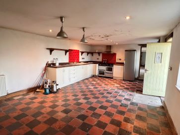 Property for Auction in Wales - Glancrwys, Llanfair Clydogau, Lampeter, Ceredigion SA48 8LL