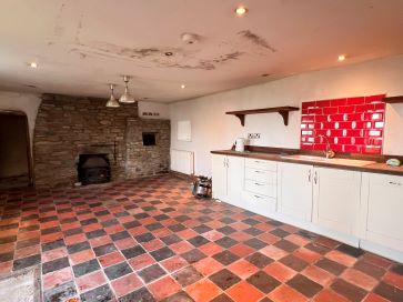 Property for Auction in Wales - Glancrwys, Llanfair Clydogau, Lampeter, Ceredigion SA48 8LL