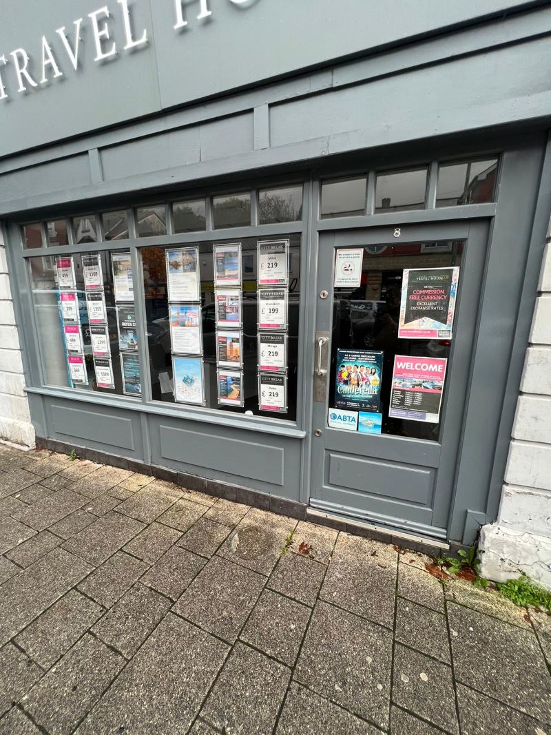 Commercial Street, Maesteg, Mid Glamorgan, CF34 9DF - Online Auctions