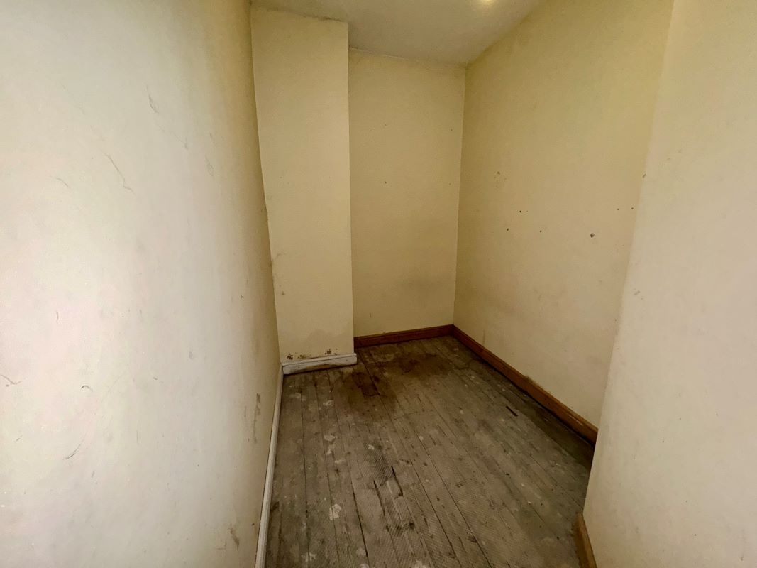 275 High Street, Connahs Quay, Deeside, Clwyd, CH5 4DJ - Online Auctions