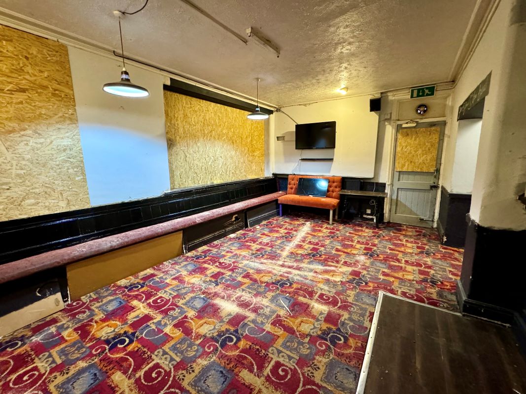 275 High Street, Connahs Quay, Deeside, Clwyd, CH5 4DJ - Online Auctions