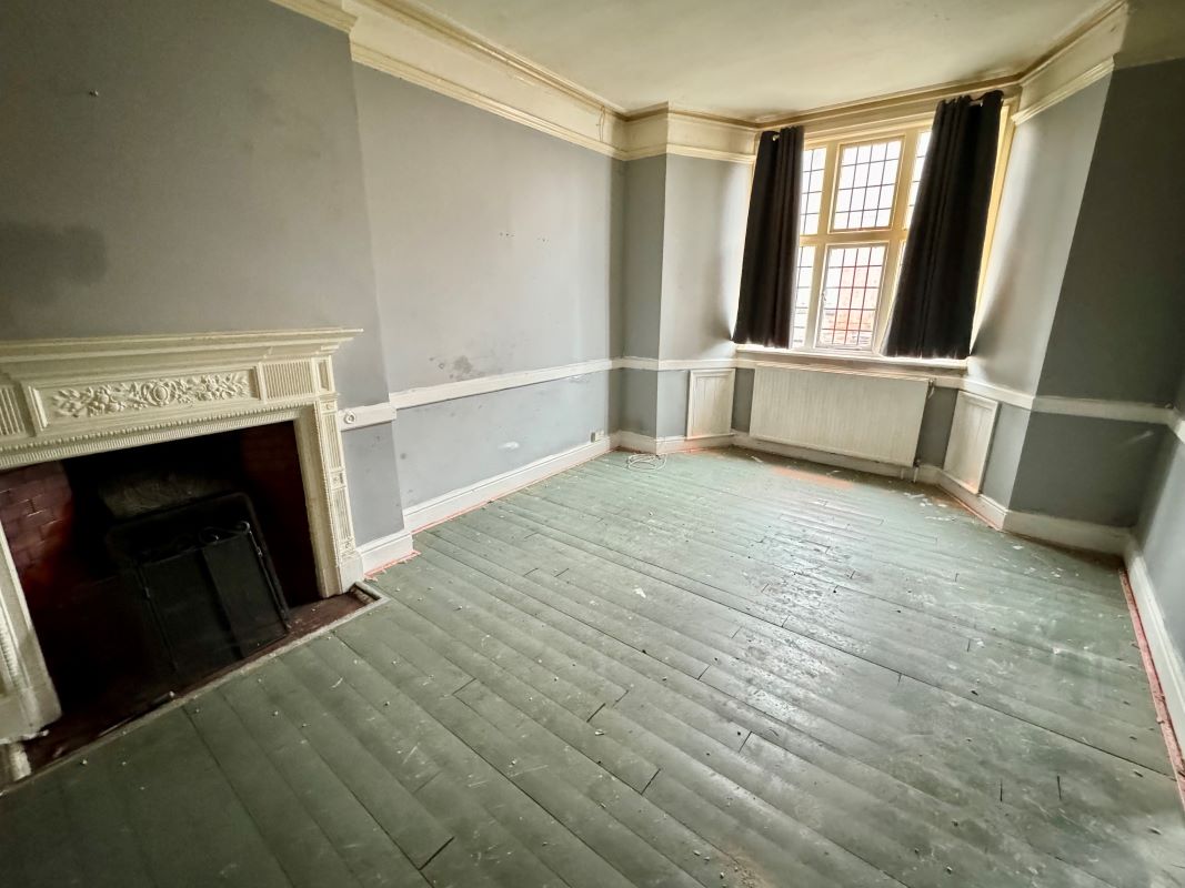 275 High Street, Connahs Quay, Deeside, Clwyd, CH5 4DJ - Online Auctions