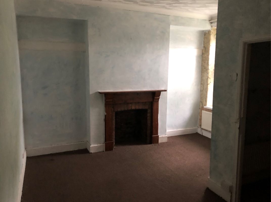 Morriston, West Glamorgan, SA6 8BD - Online Auctions