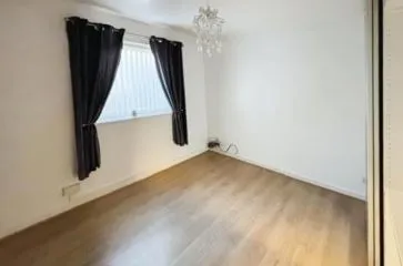 Property for Auction in Wales - Ground Floor Flat, 100 Cecil Street, Trefansel, Swansea SA5 8QH