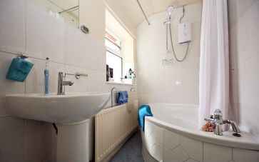 Property for Auction in Wales - 5 Orme Terrace, Bangor, Gwynedd LL57 2YT