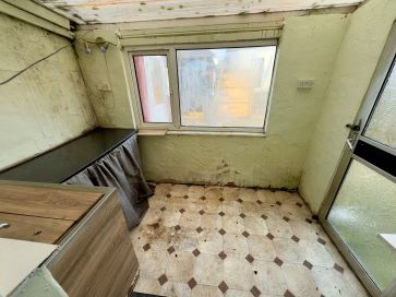 Property for Auction in Wales - 109 Maes Gwyn, Flint, Flintshire CH6 5EF